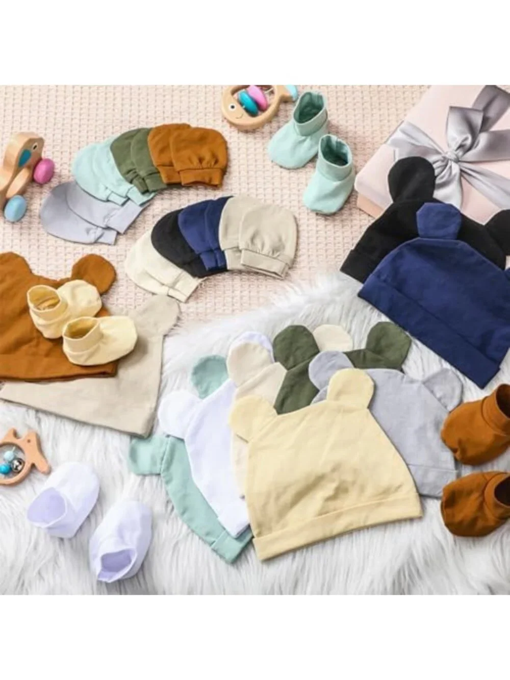 Adorable 10-Piece Newborn Baby Socks, Hat & Mittens Set - Perfect Gift!